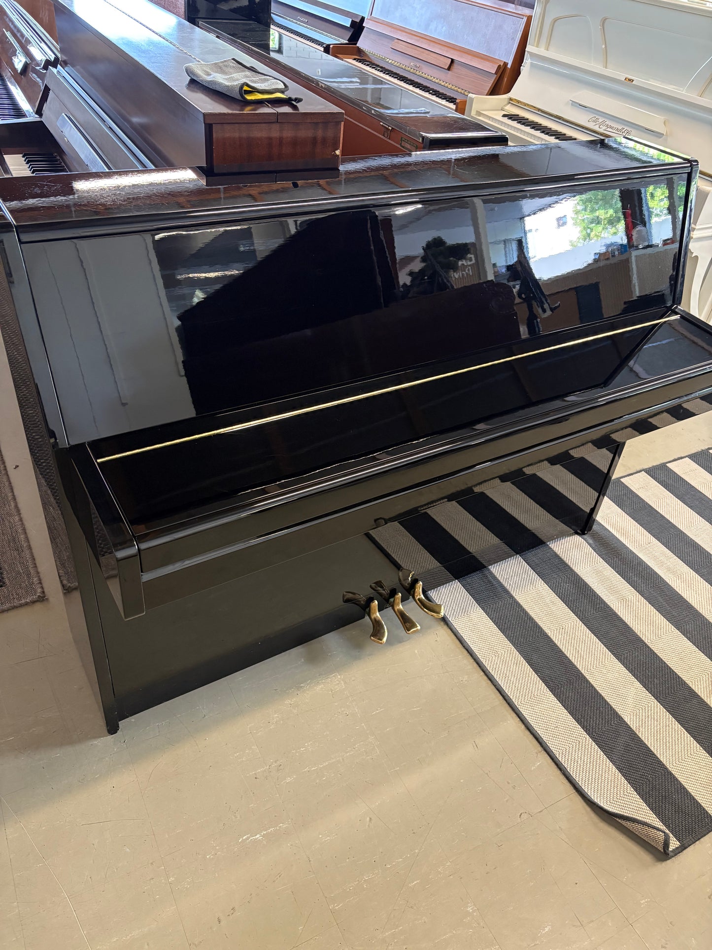 Yamaha M1J