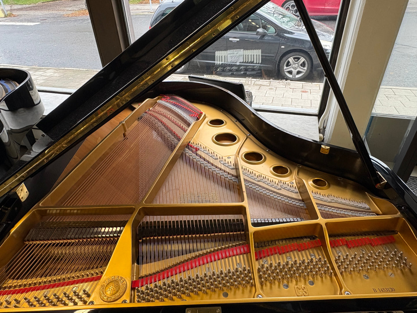 YAMAHA C3 conservatory