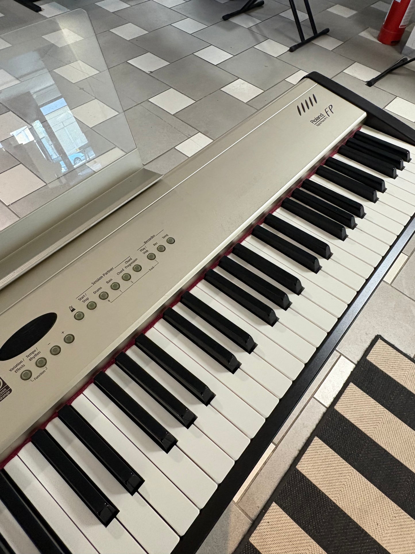 Roland FP-5