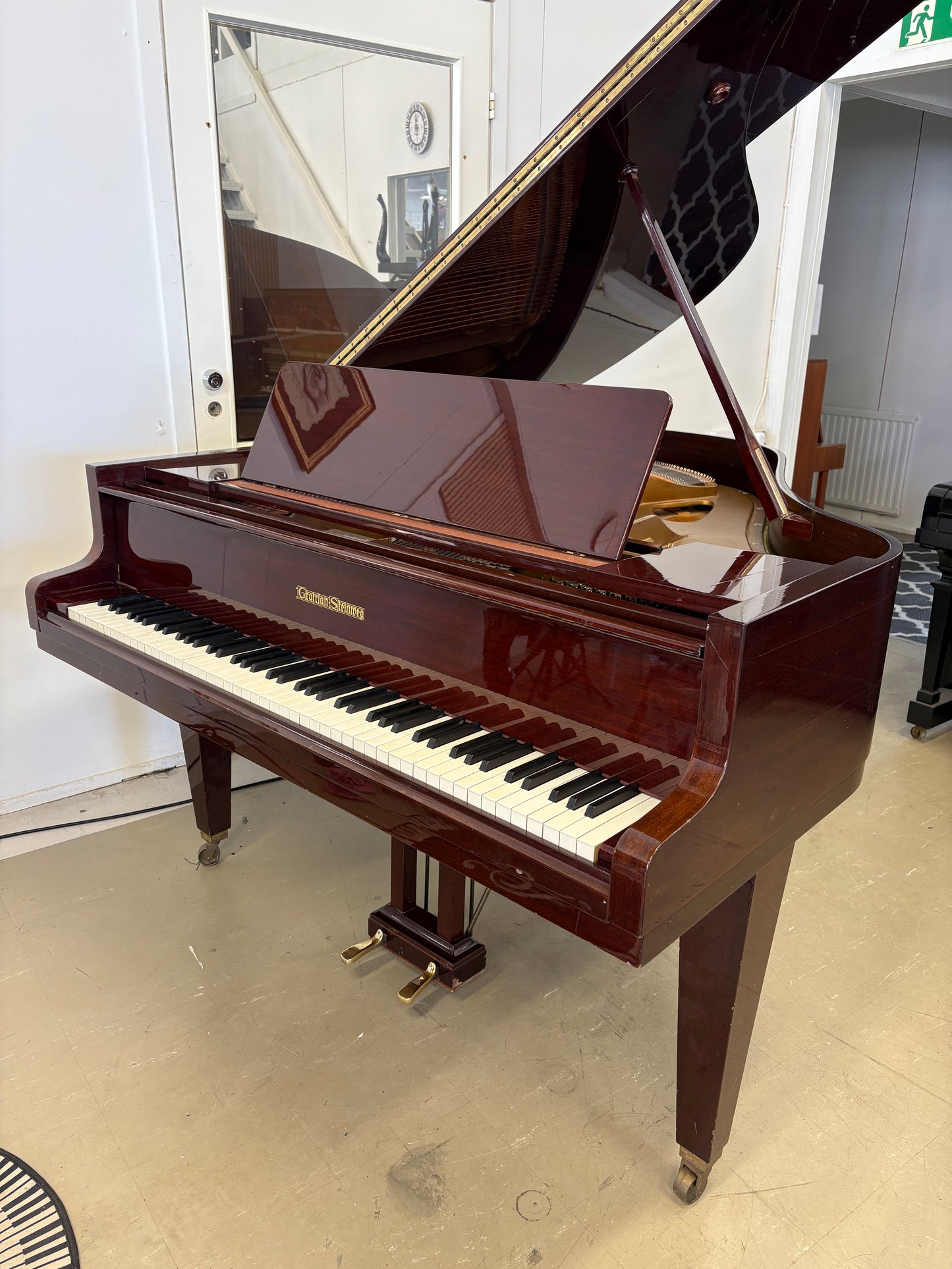 Grotrian-Steinweg 160
