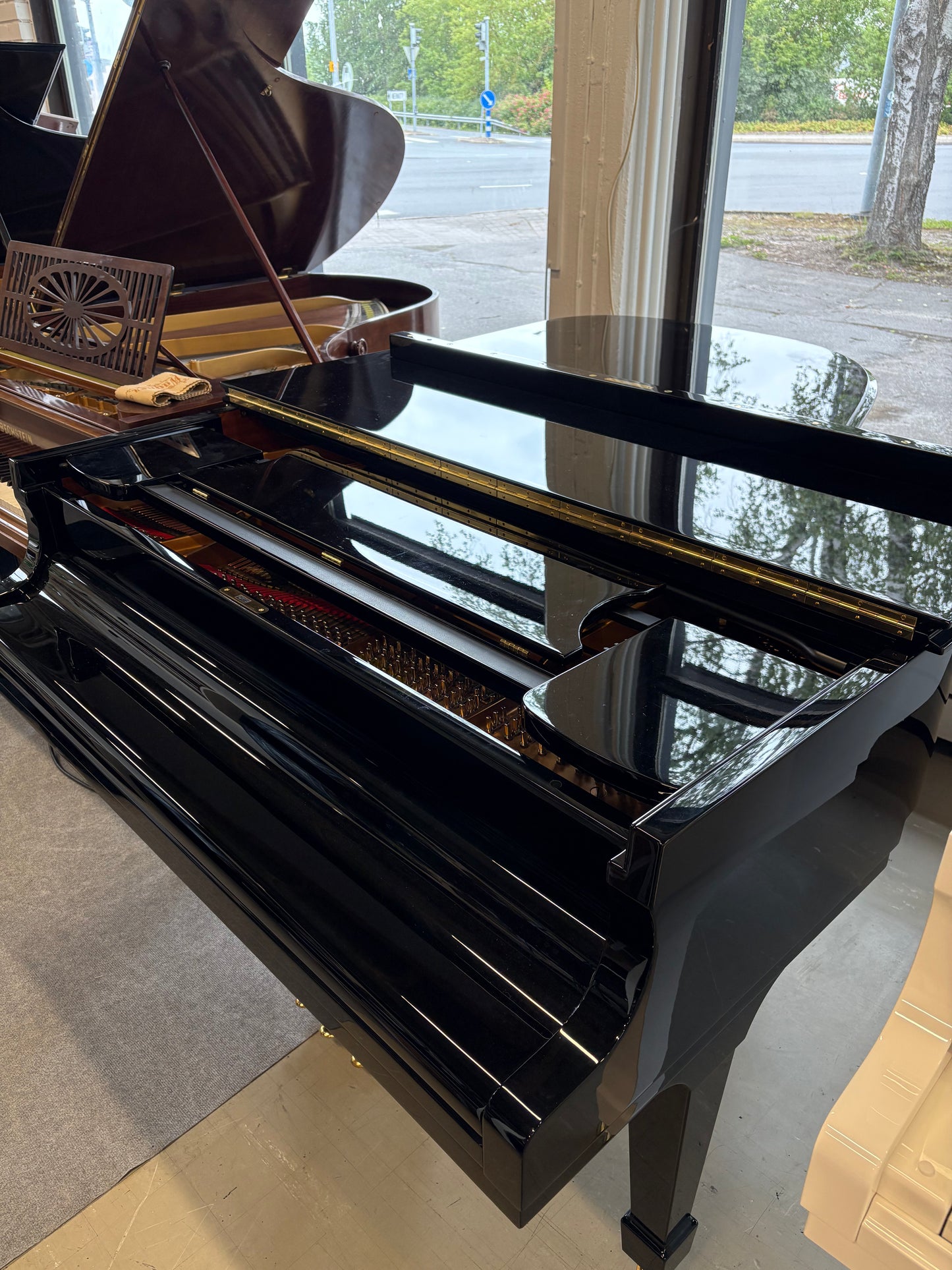 Steinway & Sons A 188