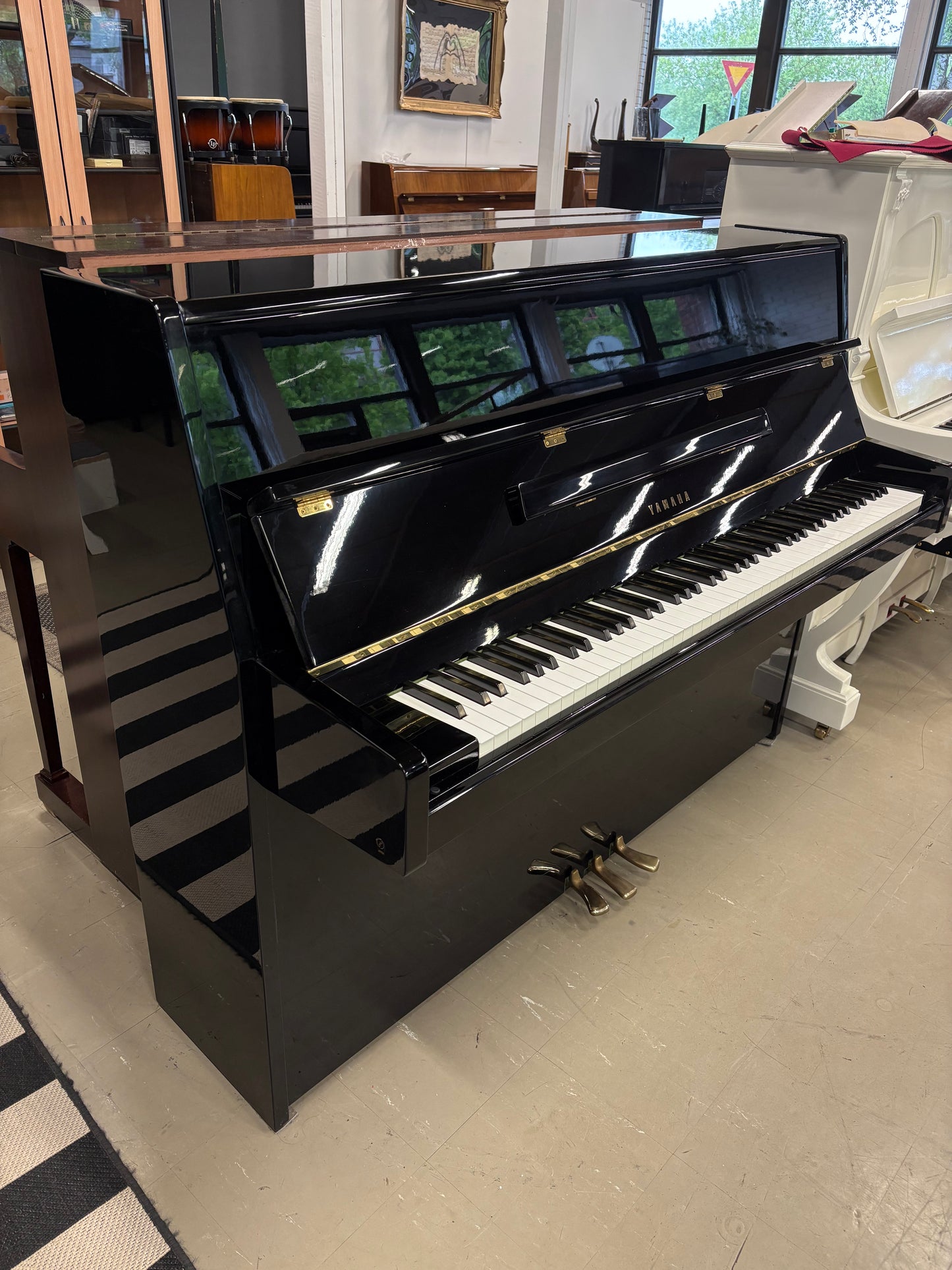 Yamaha P2 käytetty piano