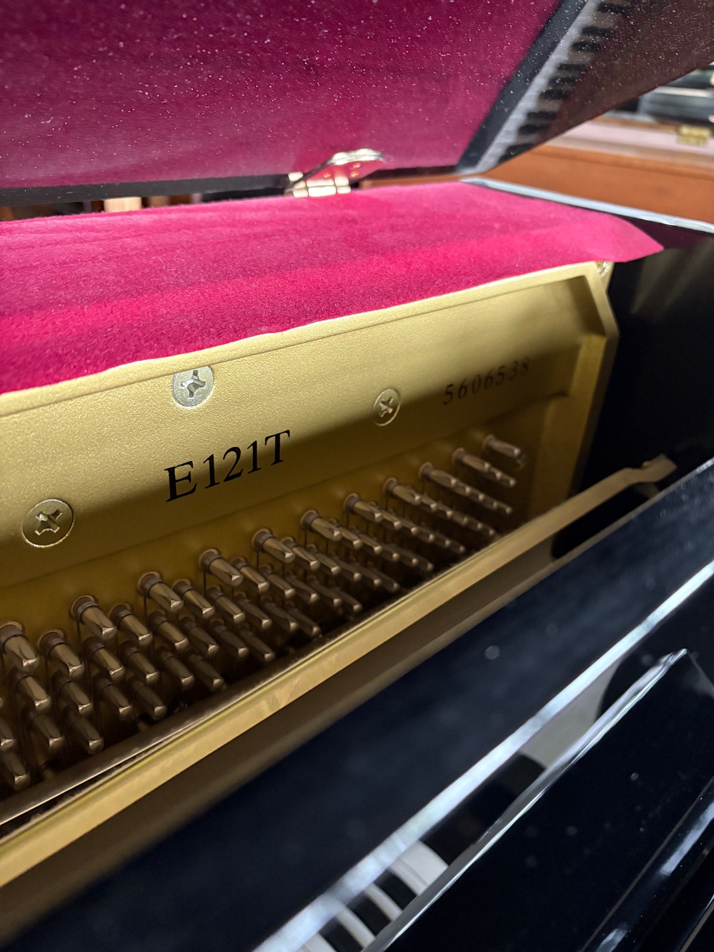Yamaha E-121T