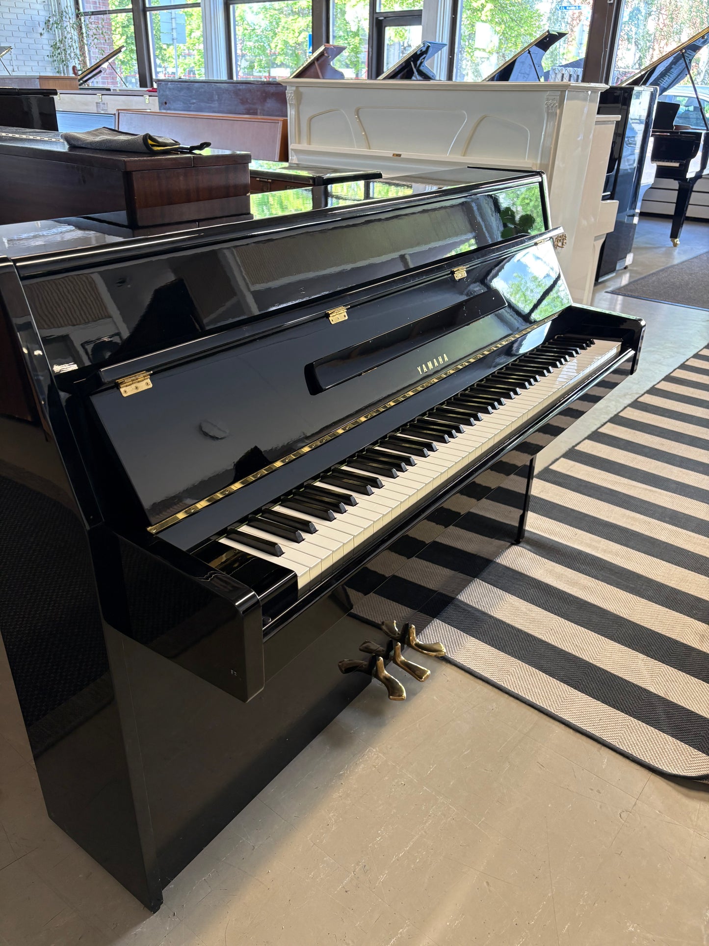 Yamaha M1J