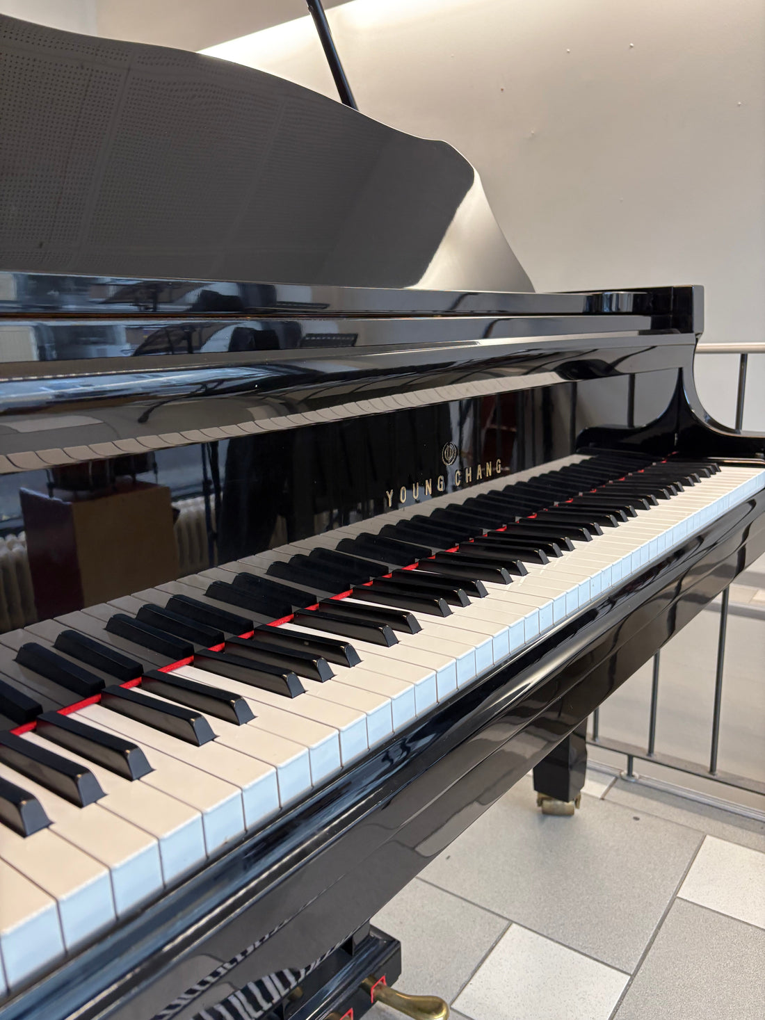 Käytetty piano kotiin: huomioi nämä seikat kuljetuksessa ja sijoittelussa