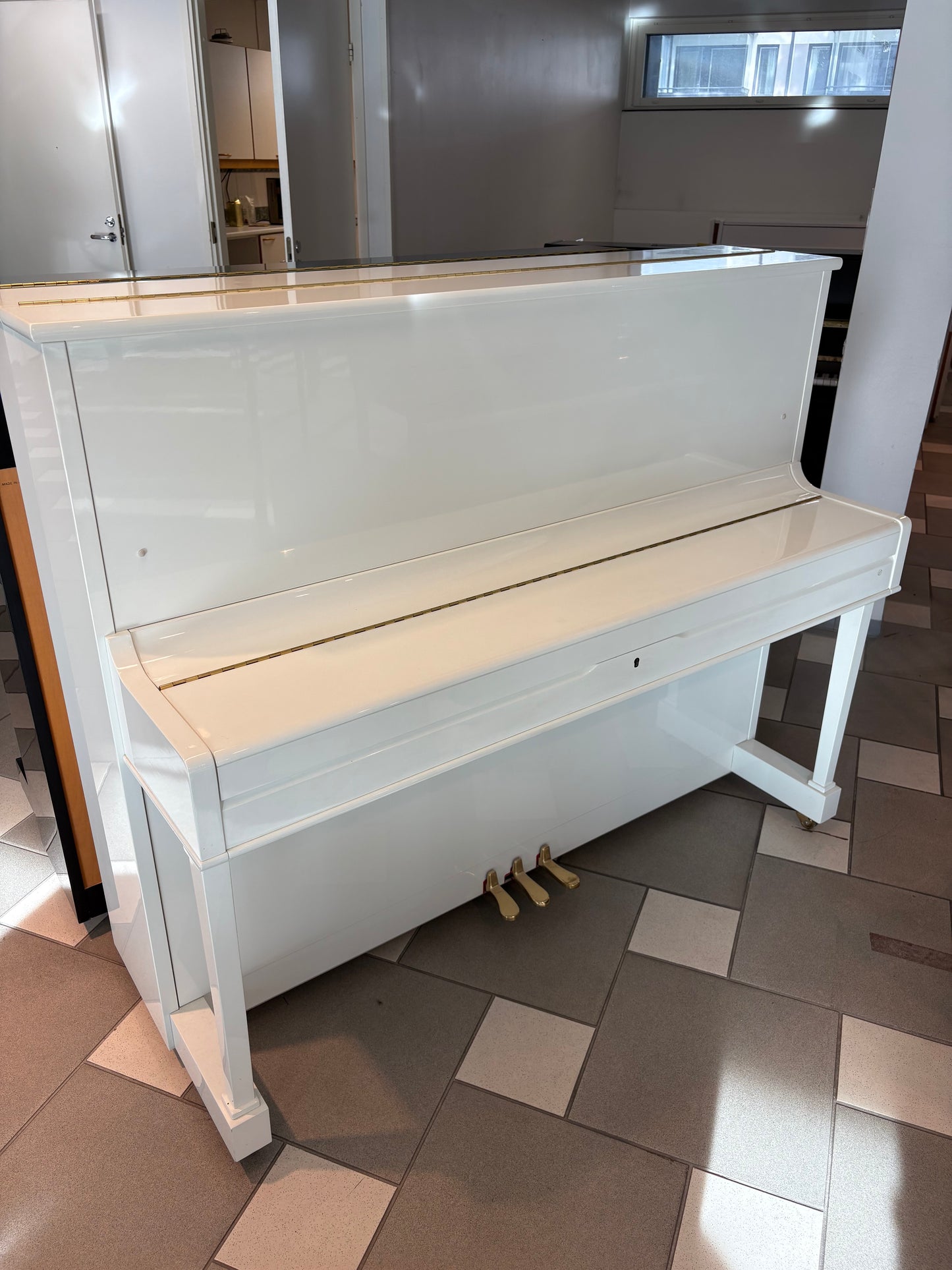 Kawai CS-35