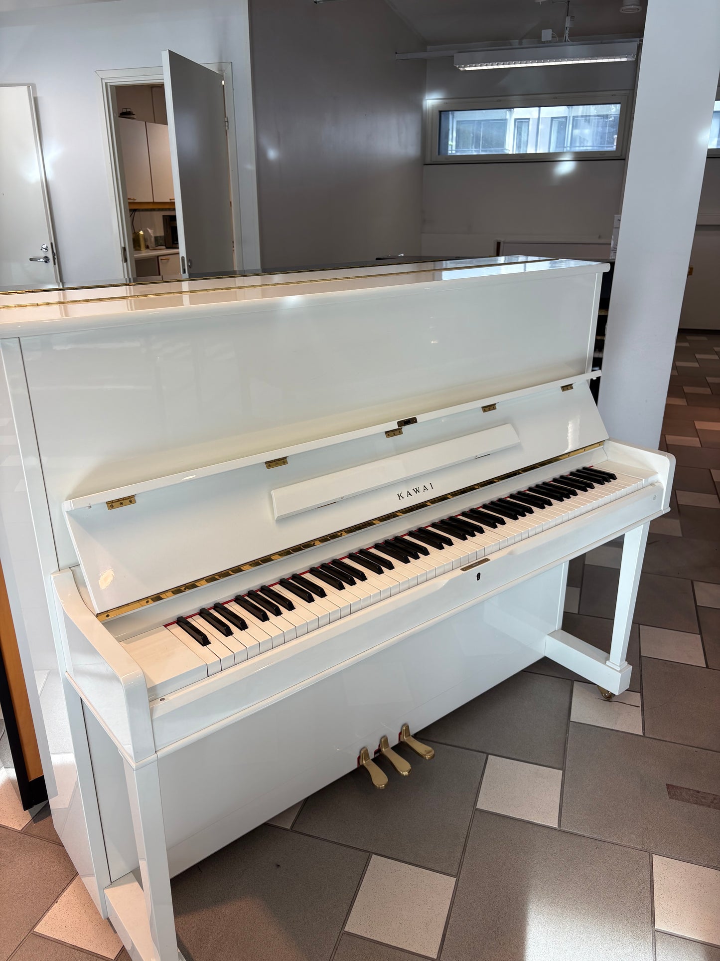 Kawai CS-35