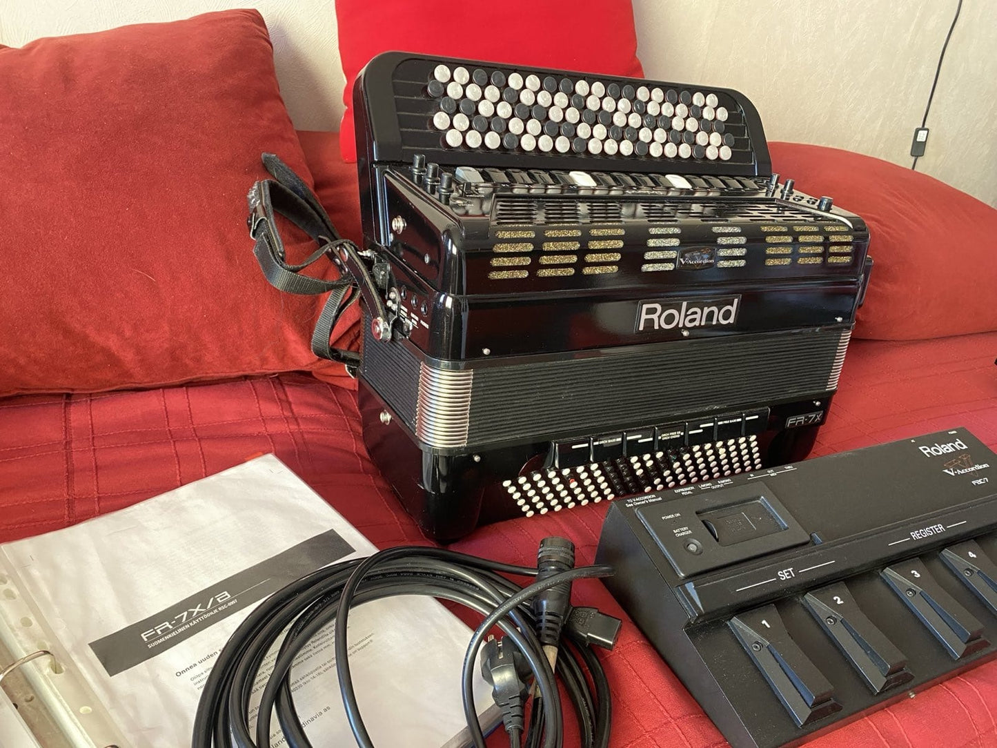 Roland FR-7x