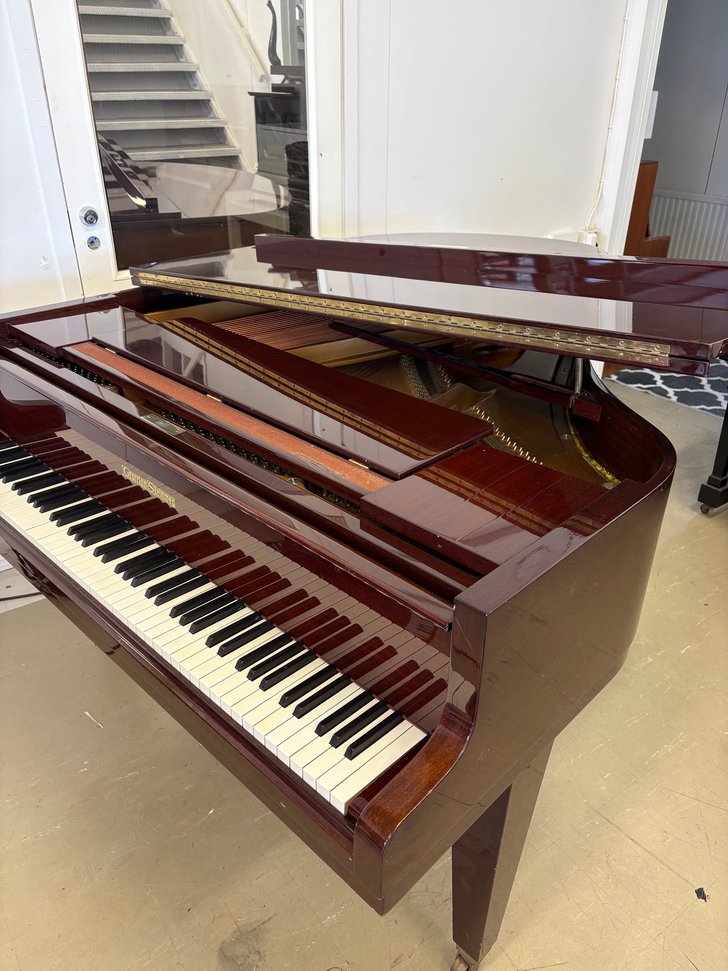 Grotrian-Steinweg 160