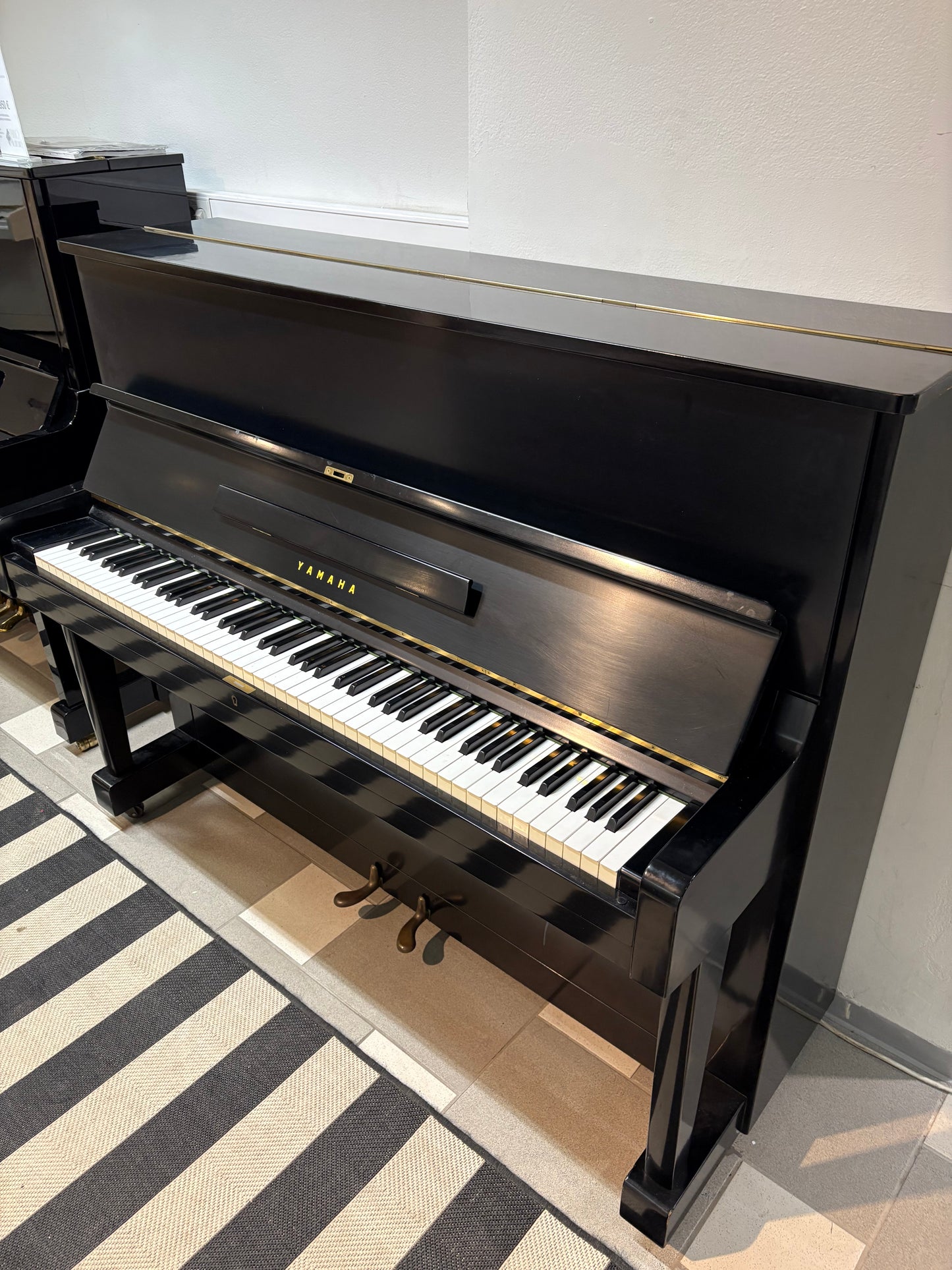 Yamaha U1