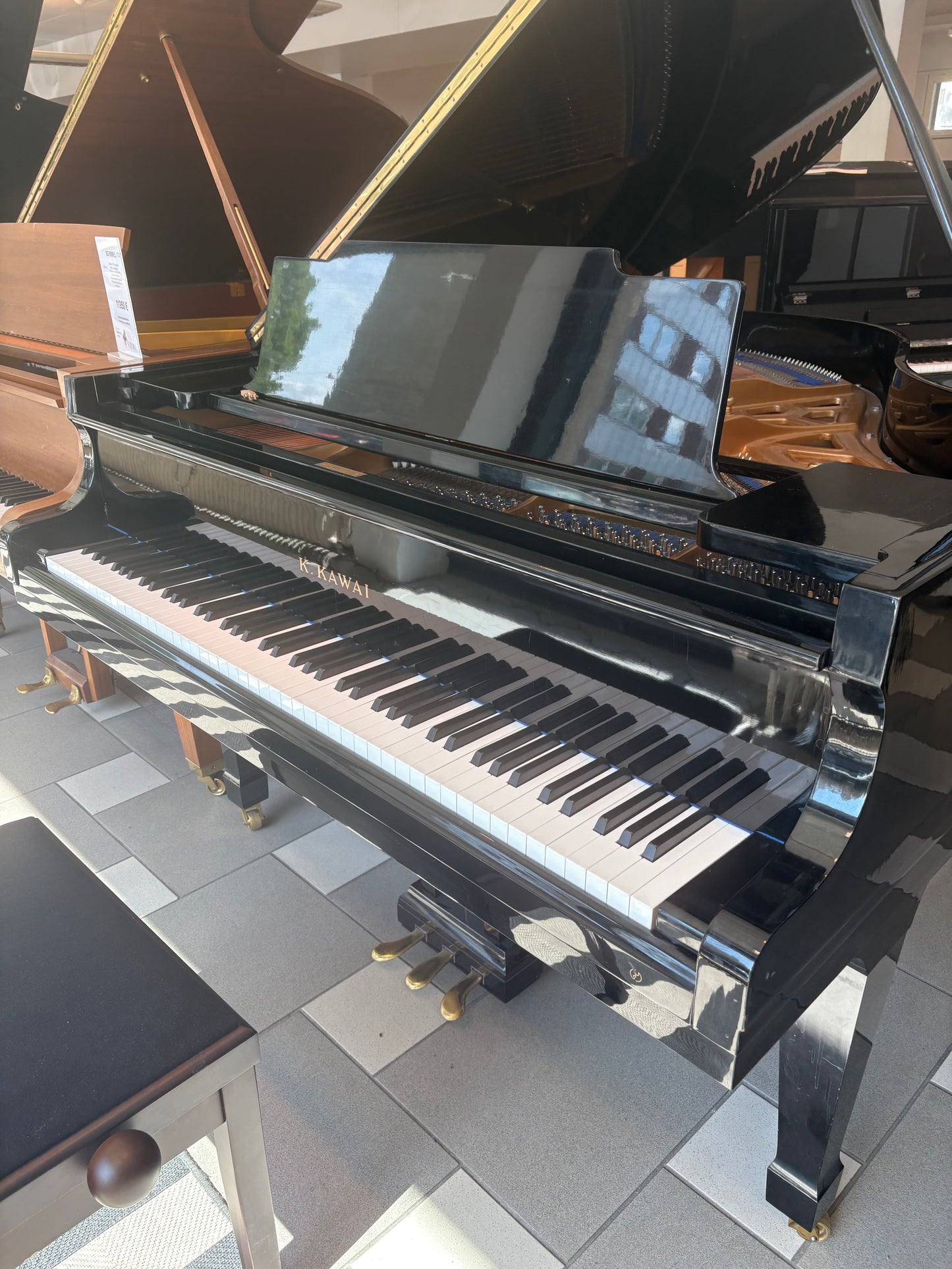Kawai KG-2C