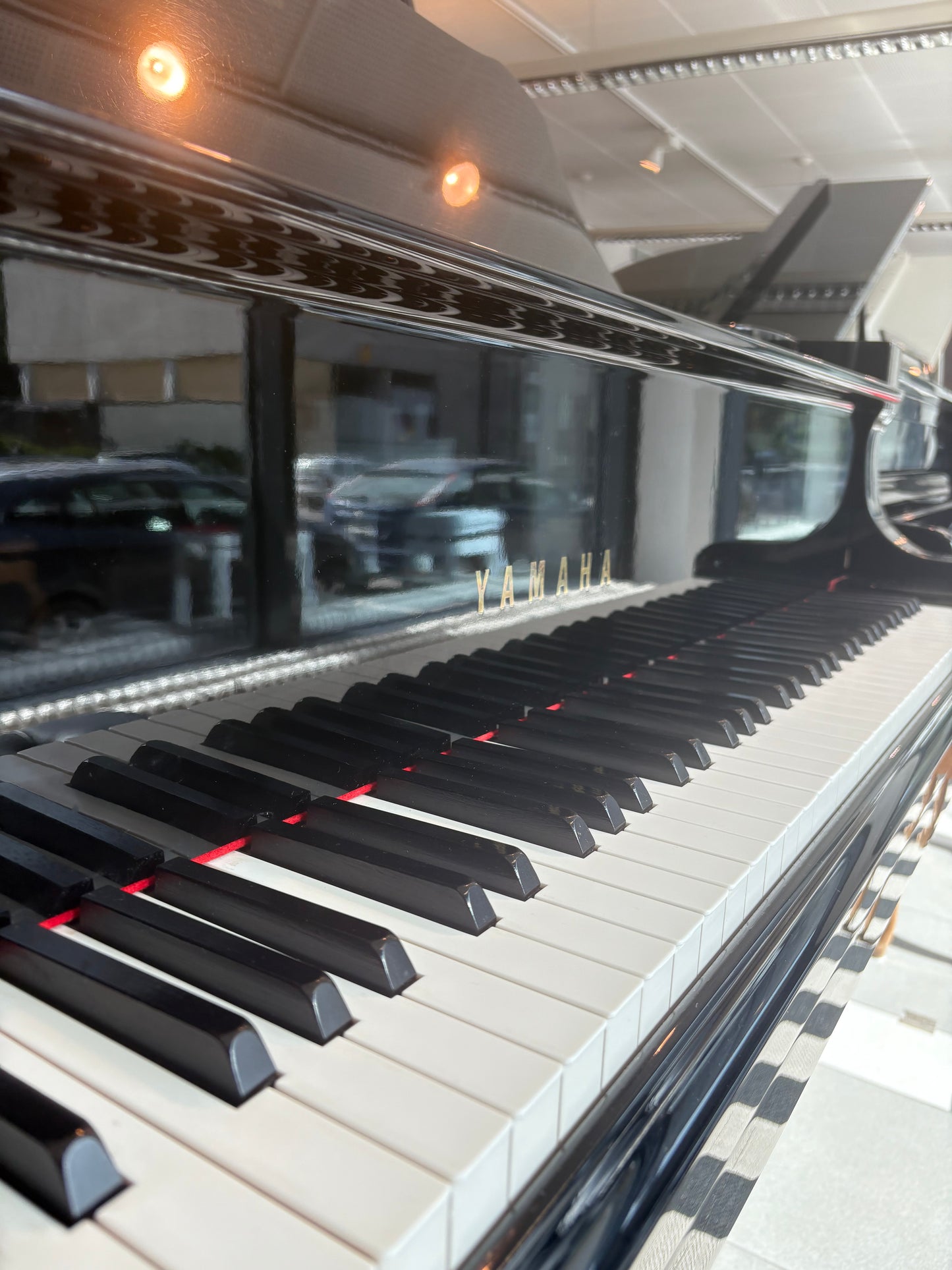 Yamaha C7