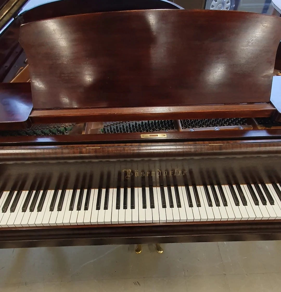 Bösendorfer Chippendale 170