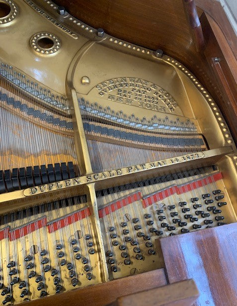 Steinway & Sons 184 model Unique