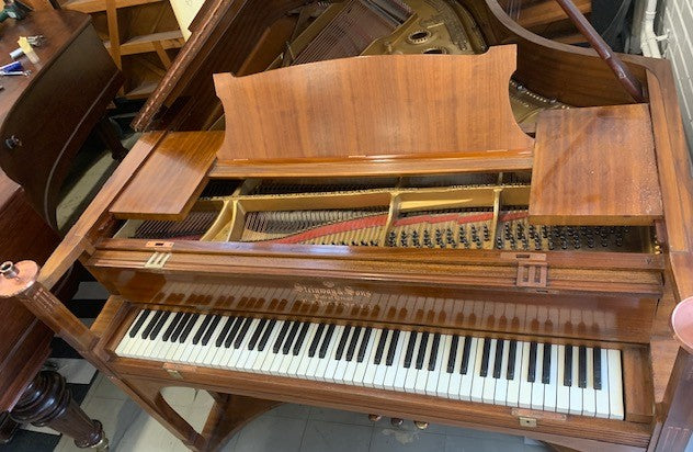 Steinway & Sons 184 model Unique