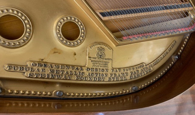 Steinway & Sons 184 model Unique