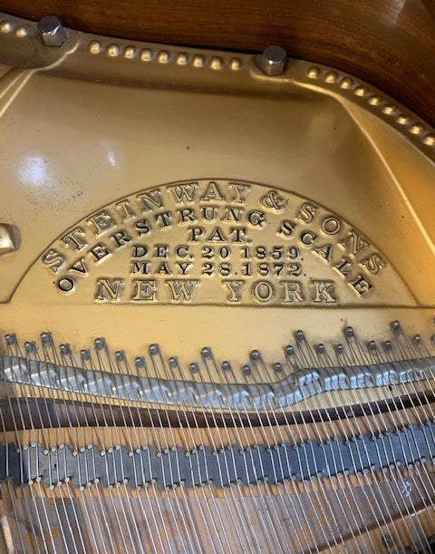 Steinway & Sons 184 model Unique