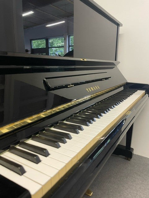 Yamaha U3AS